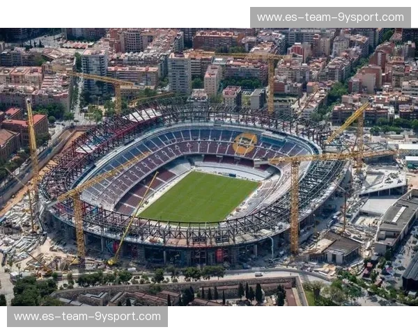 诺坎普的夜，巴黎的梦：巴萨vs巴黎，一场荡气回肠的史诗对决